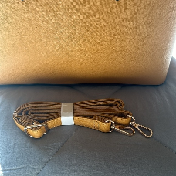 BJ Mustang Handbags NEW - Picture 8 of 8